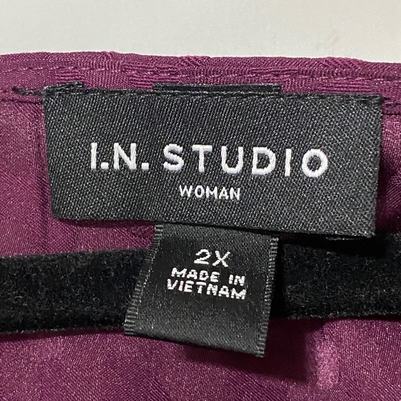 NWT I.N.STUDIOS WO SIZE 2X EGGPLANT PURPLE RUFFLE SLEEVES SOFT FLOWY SHIRT - Picture 3 of 12